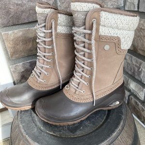 North face Shellista II size 7